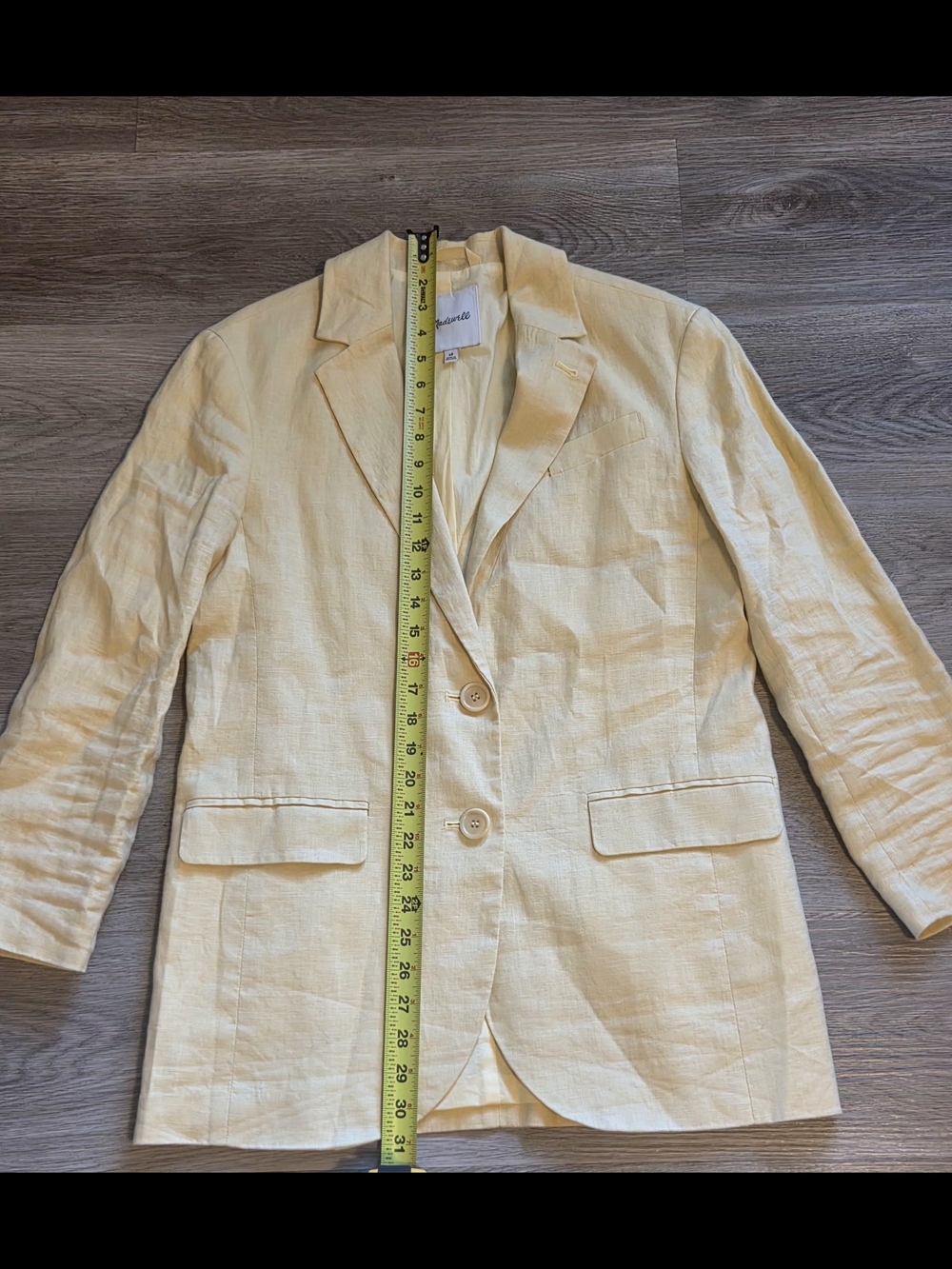 Madewell Yellow Linen-Blend Relaxed Blazer .They run big and fit like a size M. - Picture 3 of 9